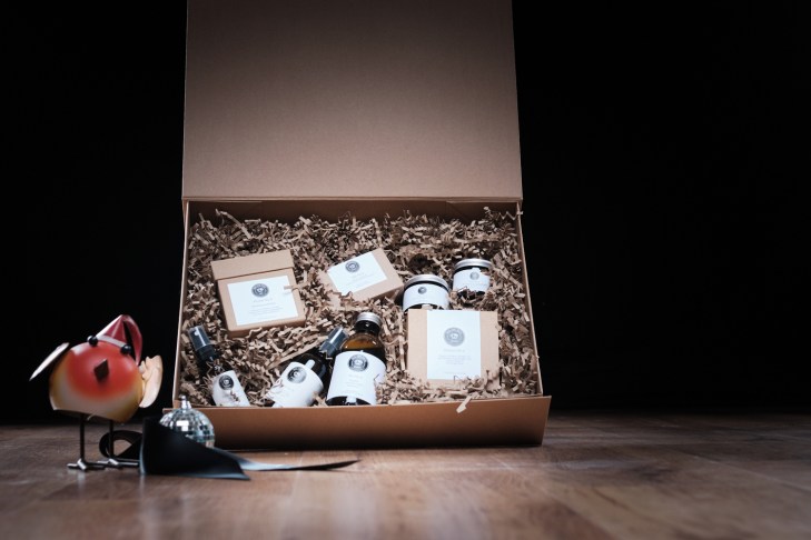 Dug & Bitch natural organic grooming products for dogs and cocker spaniels / best christmas presents for english cocker spaniels gift guide / perfect cocker spaniel blog (C) Natalia Ashton